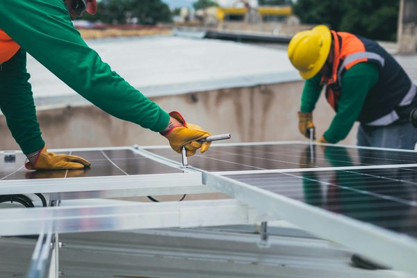 Quelle aide pour financer vos panneaux photovoltaïques ?